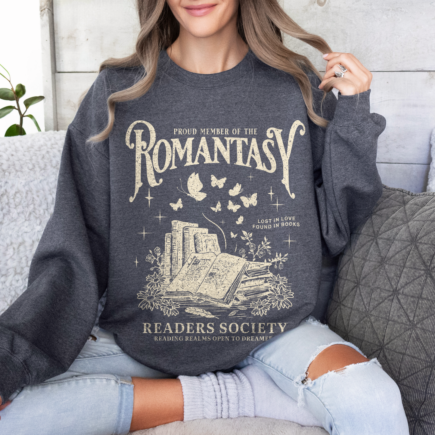 Romantasy Readers Society Sweatshirt